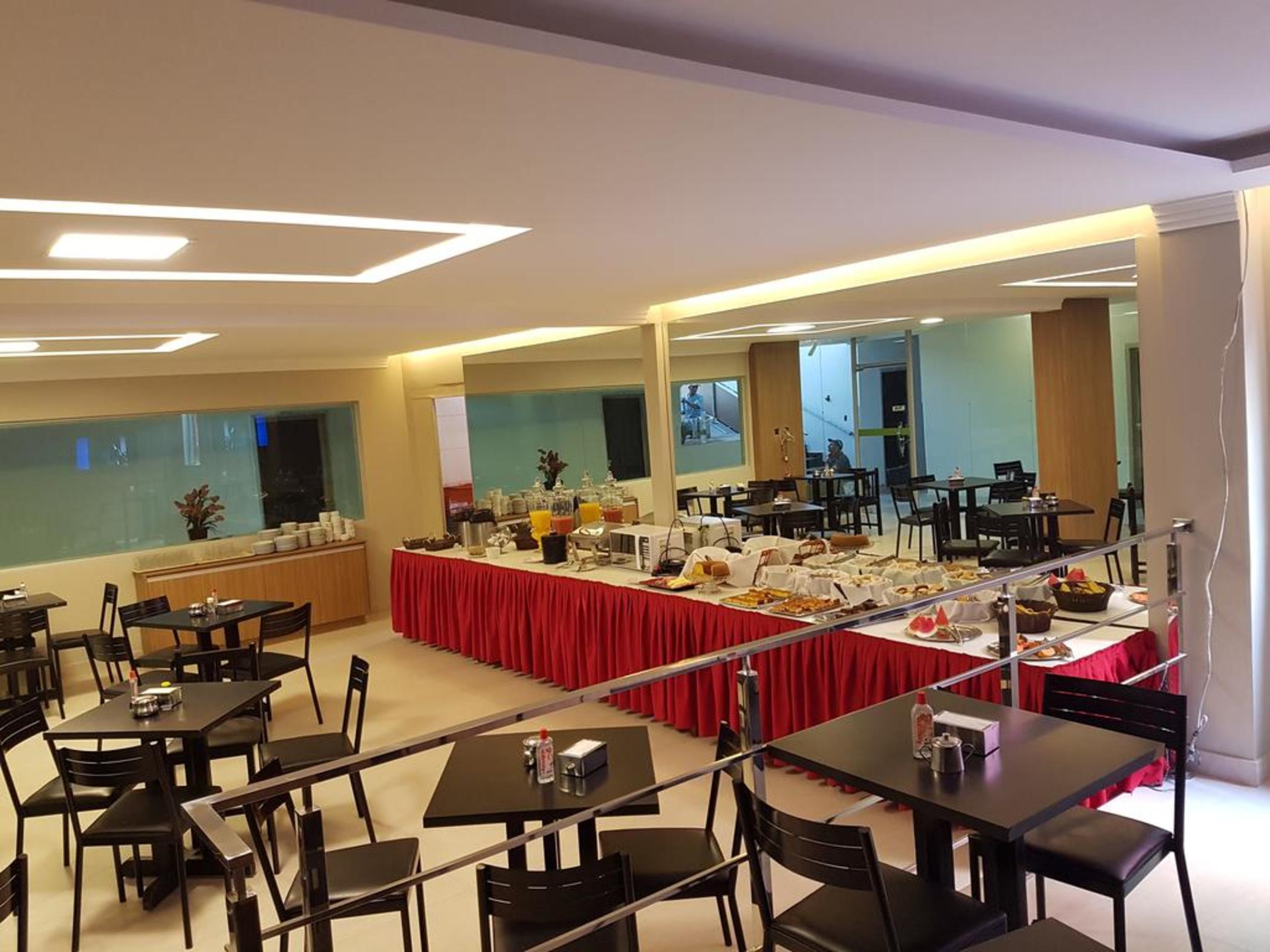 Oft Place Hotel Goiânia Kültér fotó