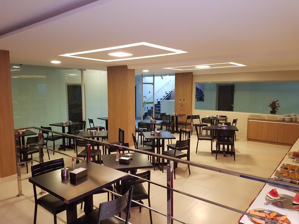 Oft Place Hotel Goiânia Kültér fotó